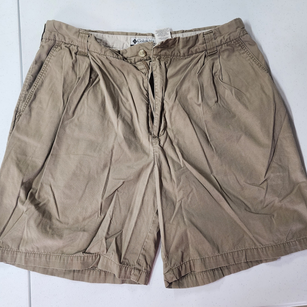 Columbia Tan Flat Front Shorts Casual Summer Wear